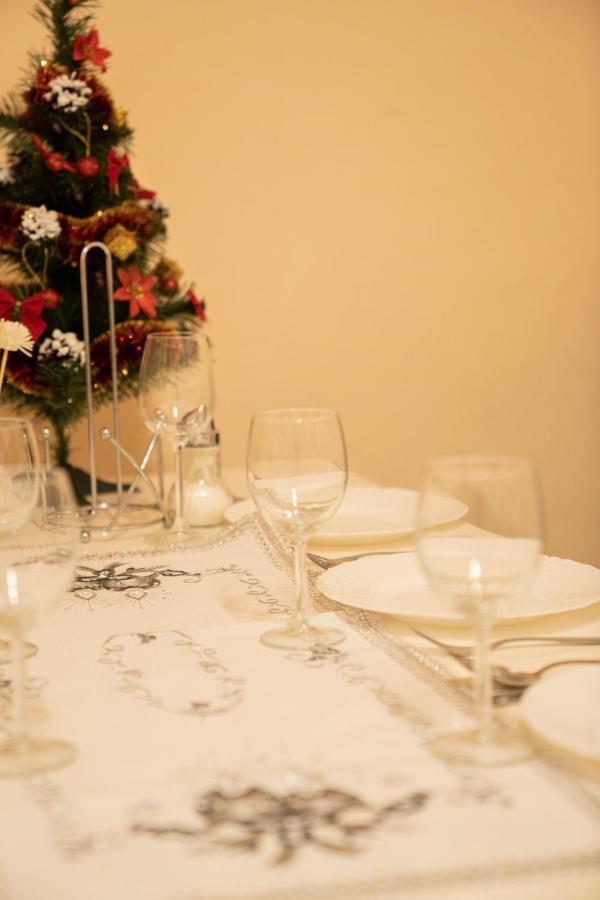 פראג Helen Homestay Vaclavske Namesti מראה חיצוני תמונה
