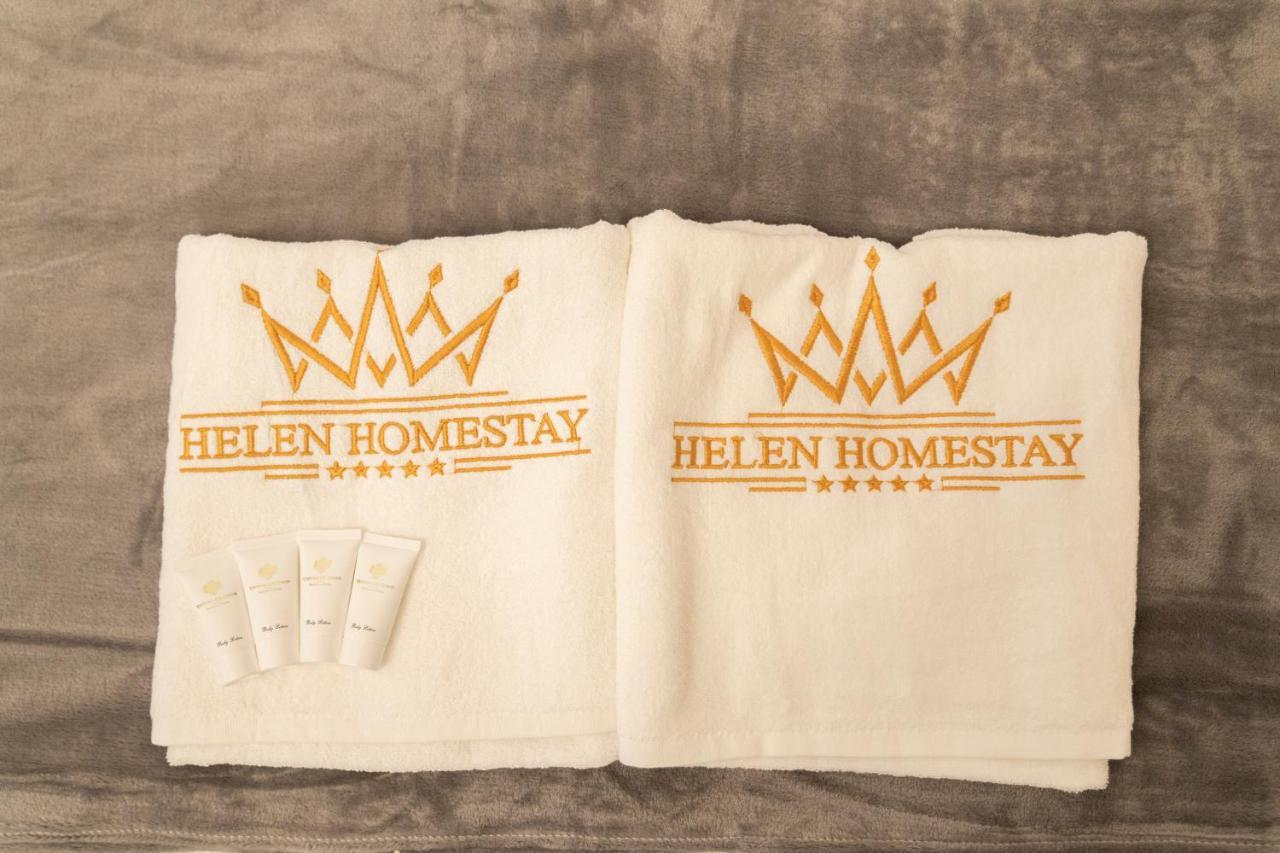 פראג Helen Homestay Vaclavske Namesti מראה חיצוני תמונה
